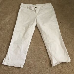 American eagle capris